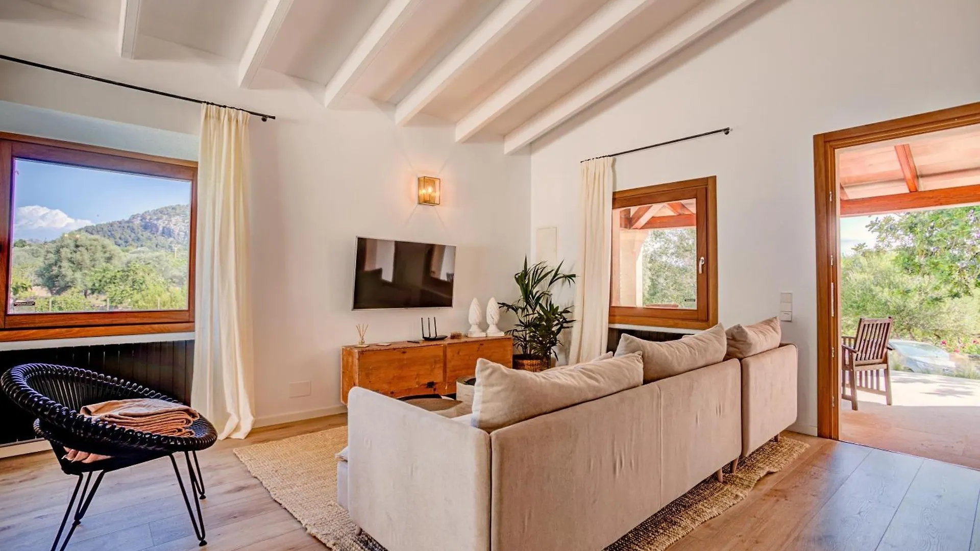 Villa Can Gallardo By Sealand Villas Pollenca