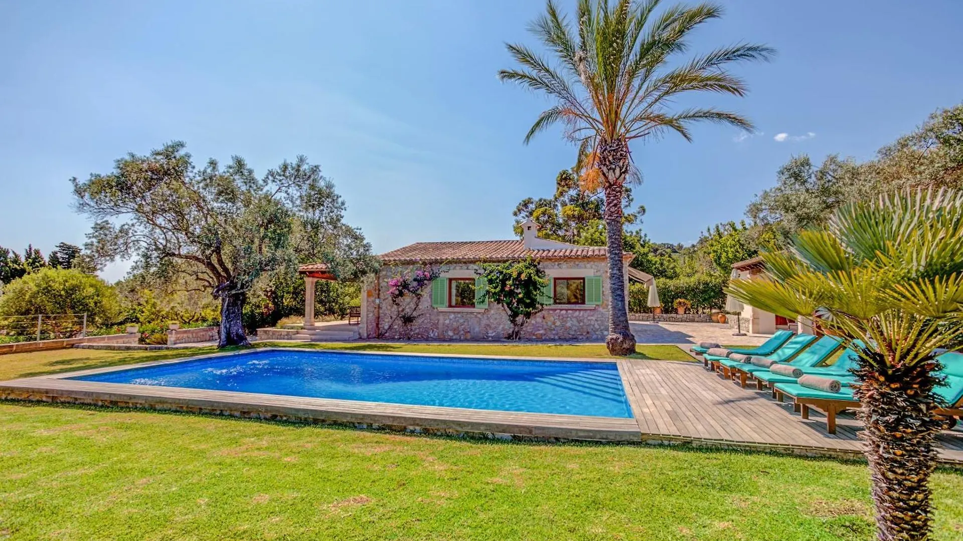 Villa Can Gallardo By Sealand Villas Pollenca