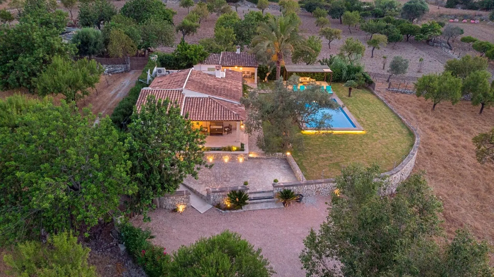 Villa Can Gallardo By Sealand Villas Pollenca