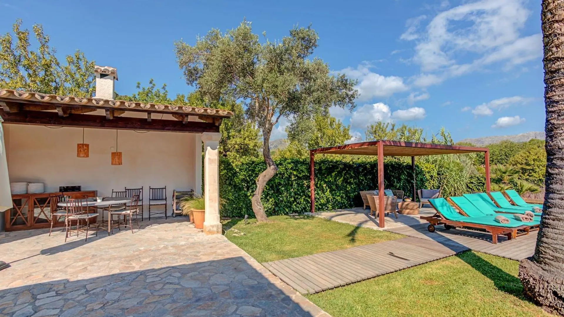 Villa Can Gallardo By Sealand Villas Pollenca Spain